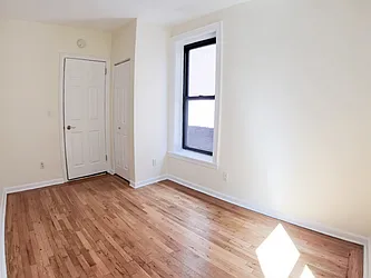 Rented by Urban Real Estate Inc