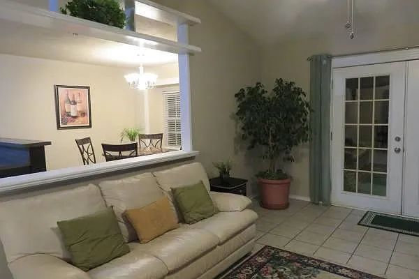 7916 Aaron Cir — Photo 5