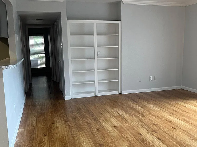 4747 Allendale Rd — Photo 35