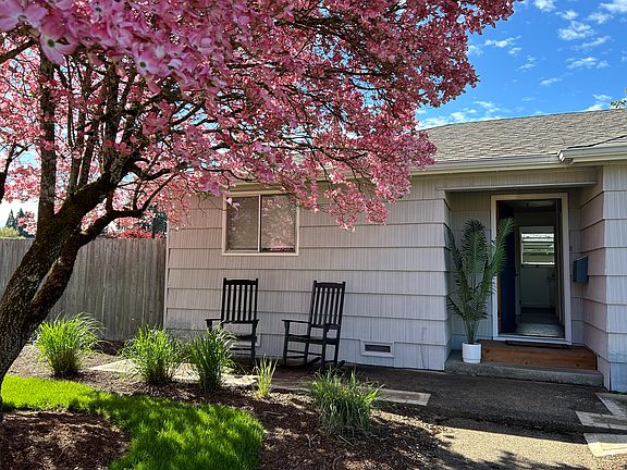 2nd image of 1328 NE 9th Ave #Mc