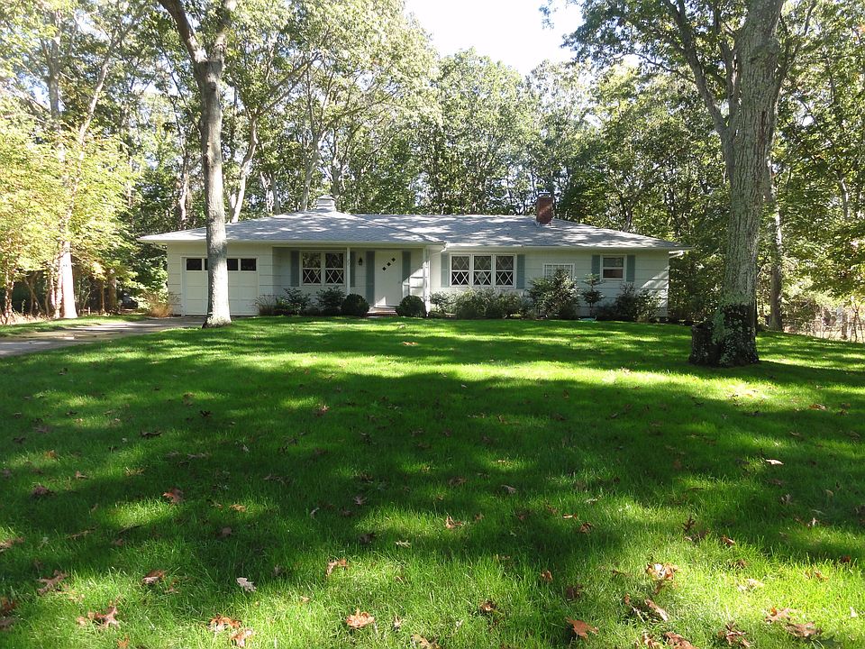 1st image of 22 Joseph Francis Blvd