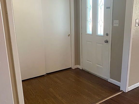 4th image of 1109 NW Bell Ave