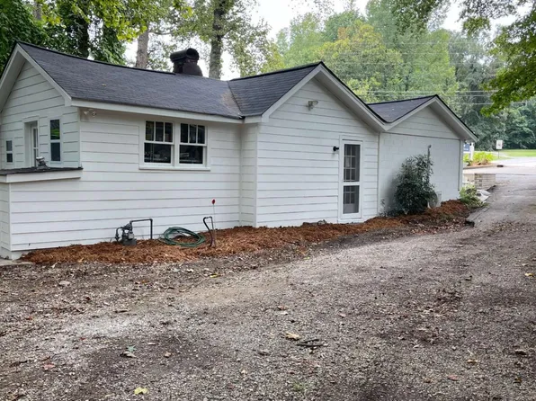 216 E Memorial Dr, Dallas, GA 30132