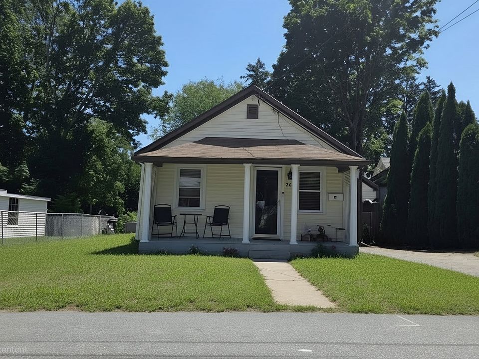 1st image of 28 Fortier St