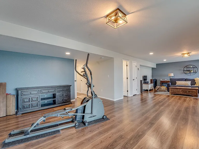 1302 Chamois Dr — Photo 33