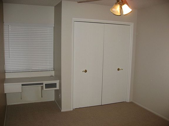 Built in Desk