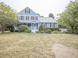 1089 Pleasant St, Raynham, MA 02767