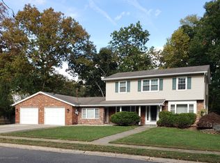 73 Villanova Dr, Jackson, NJ 08527