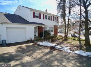 900 Merribrook Rd, Wilmington, DE 19810