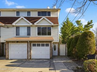 293 Wingham St, Staten Island, NY 10305