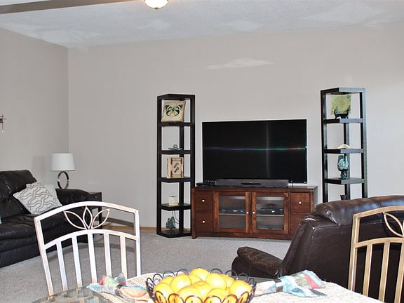 5th image of 5325 Ironwood Dr