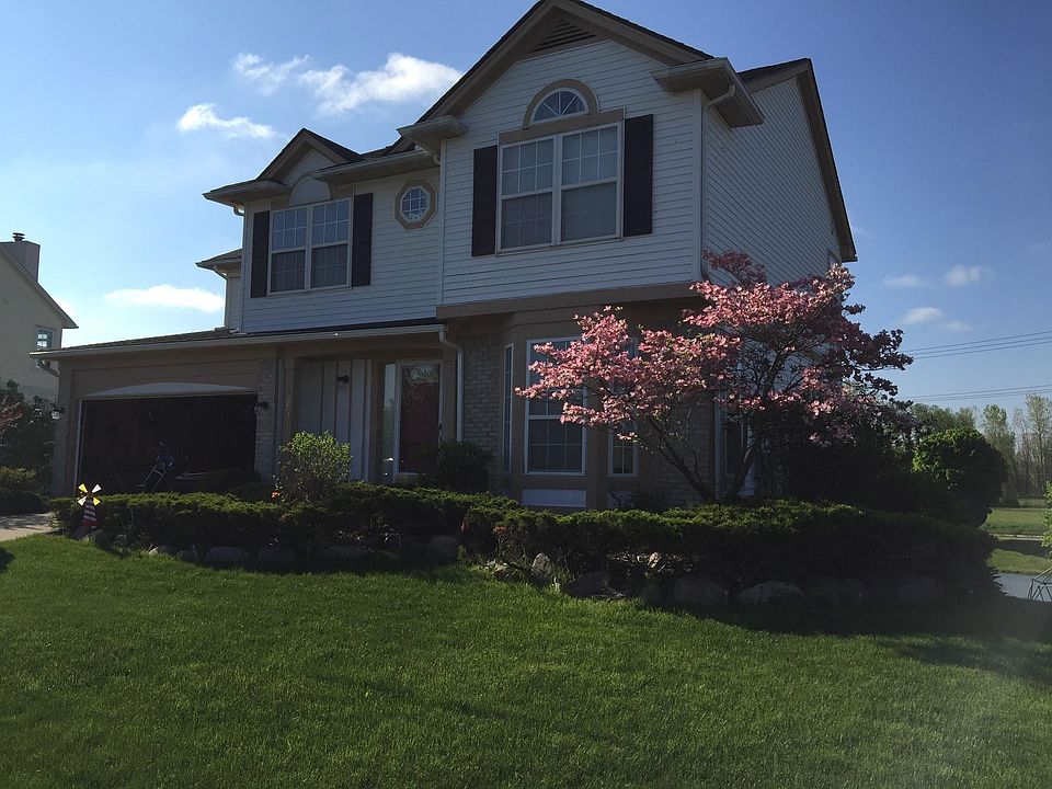 1st image of 3057 Green Valley Dr