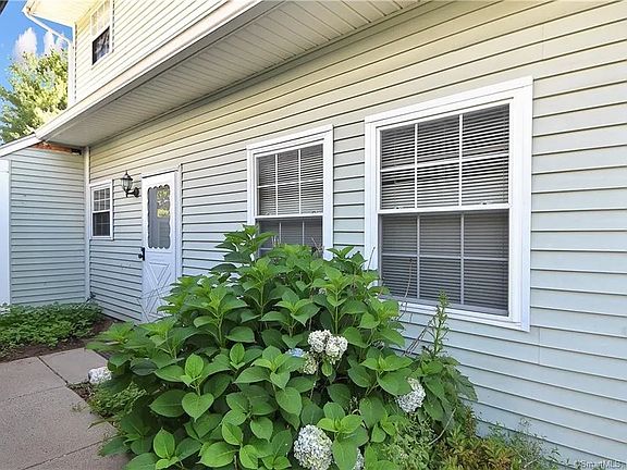 3rd image of 810 Misty Meadow Ln Unit 810