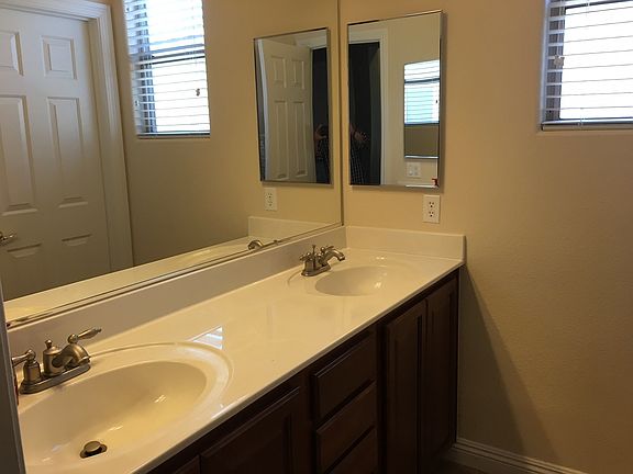 5th image of 7941 Morning Queen Dr