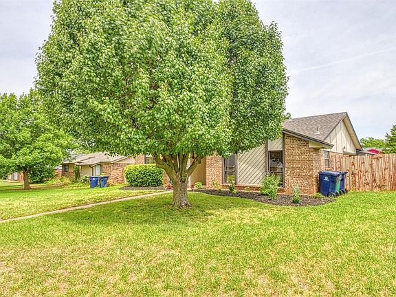 5th image of 505 NW 138th St