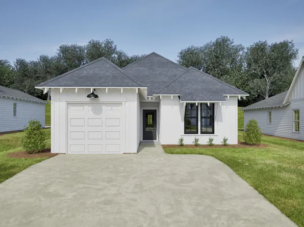 306 Summer St, Opelika, AL 36804