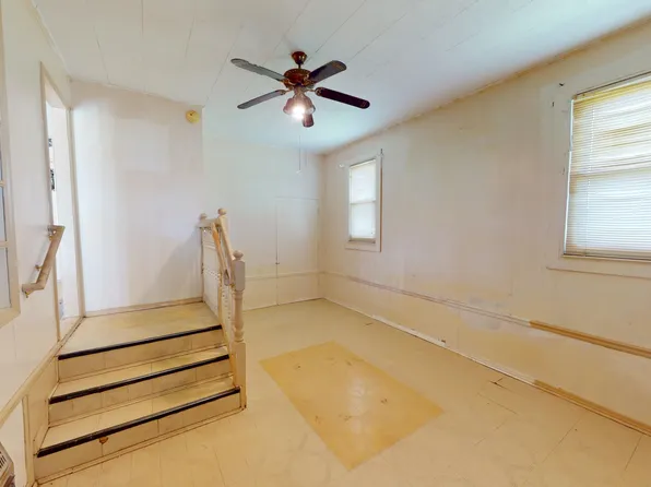 1554 Us Highway 264a, Walstonburg, NC 27888