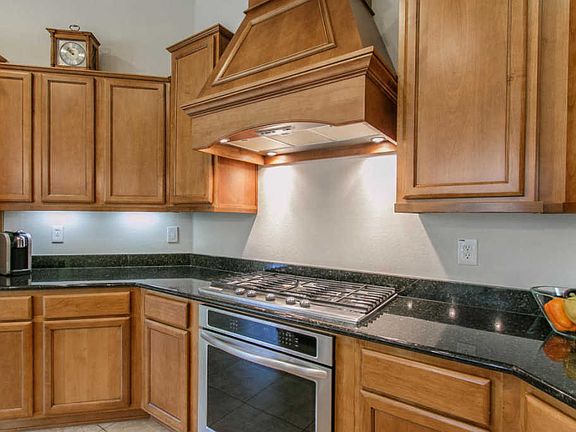 5th image of 26415 W Tina Ln
