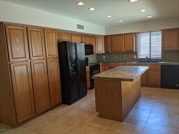3rd image of 9034 N 48th Dr