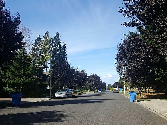 4th image of 1206 NE 152nd Ave