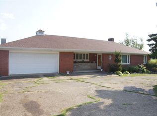 522 W Main St, Toulon, IL 61483