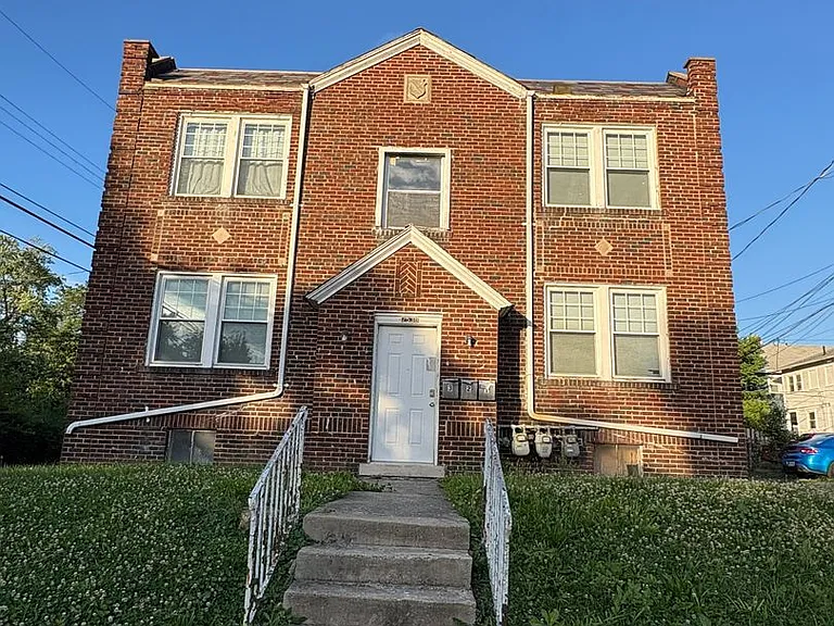 2536 Adams Ave — Photo 1