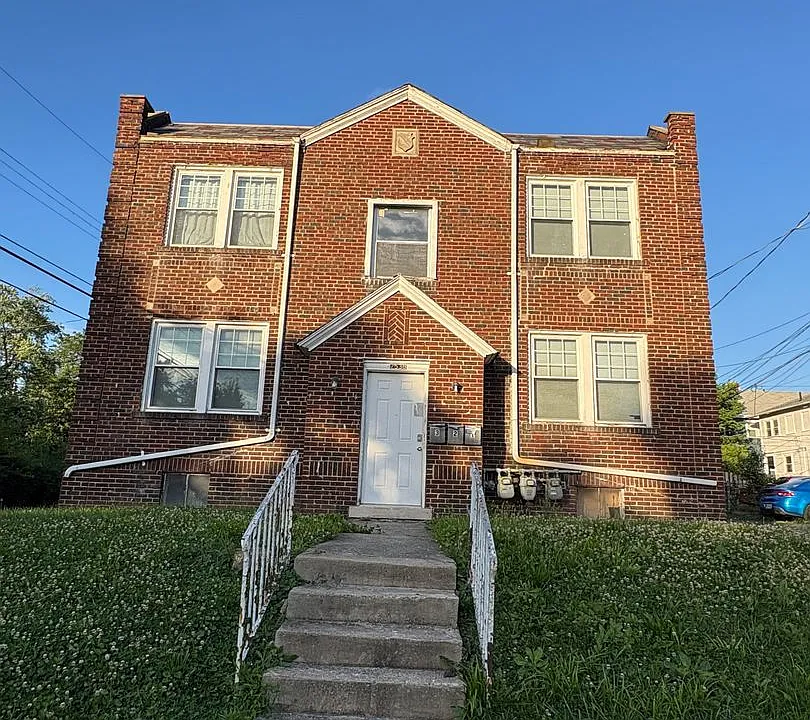 2536 Adams Ave