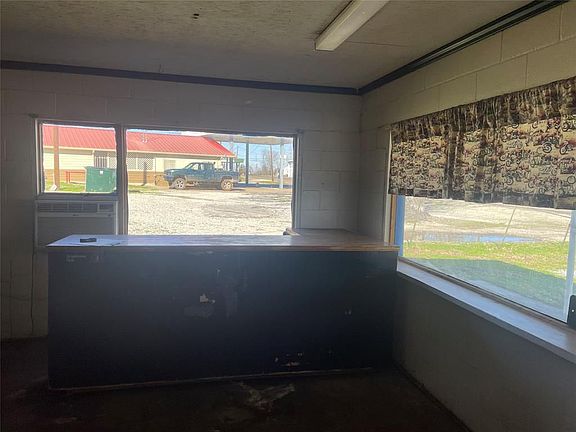 5th image of 22051 Highway 90 N