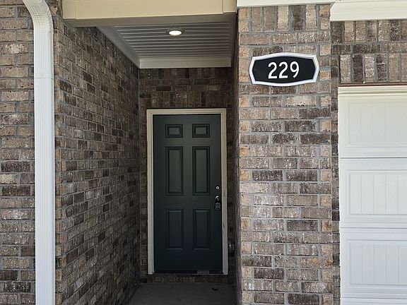 3rd image of 229 Swan Lake Rd