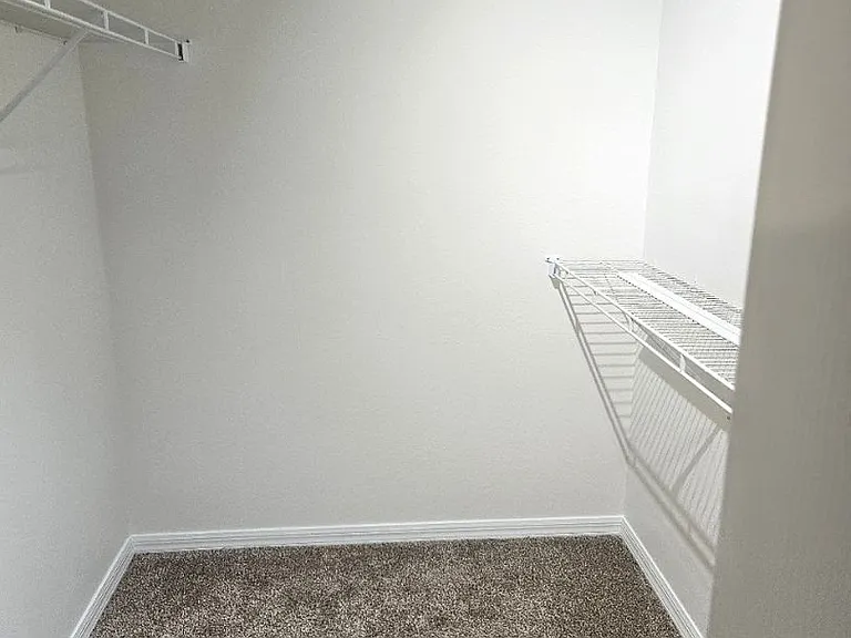 25173 Mercedes Dr — Photo 3