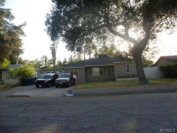 2nd image of 2904 Lincoln Dr