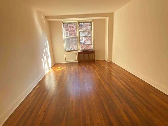 5th image of 86-45 Saint James Ave #4