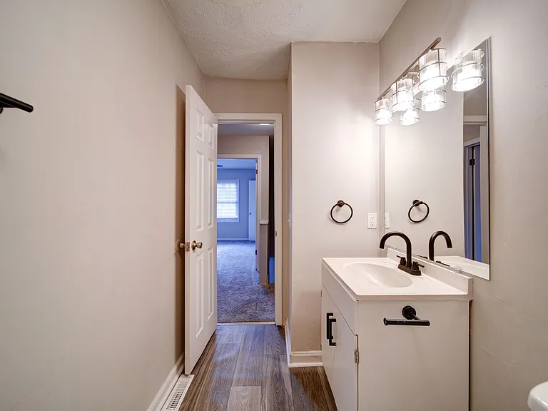 The Manor Townhomes — Photo 1