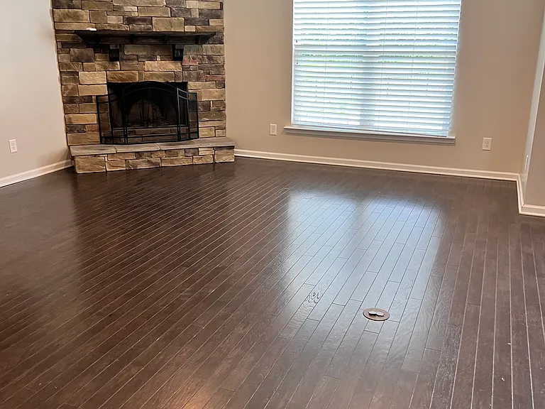 1051 Abberley Cir — Photo 2