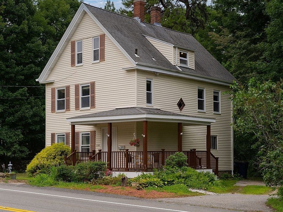 1st image of 190 N Main St