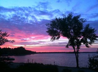 1858 Milwaukee St, Delafield, WI 53018