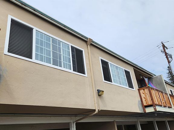 2nd image of 1614 Oxford St #8