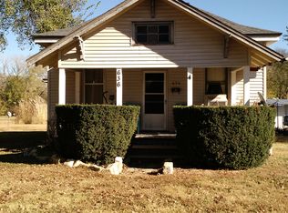 636 S Neosho St, Council Grove, KS 66846