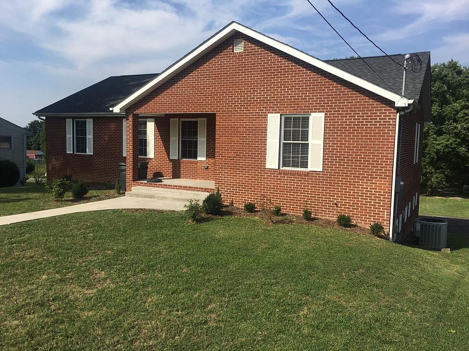 1st image of 128 Wonderland Dr