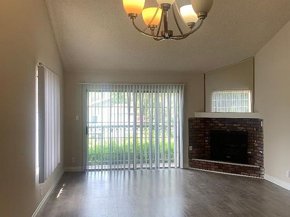 2nd image of 4704 Coldwater Canyon Ave #7