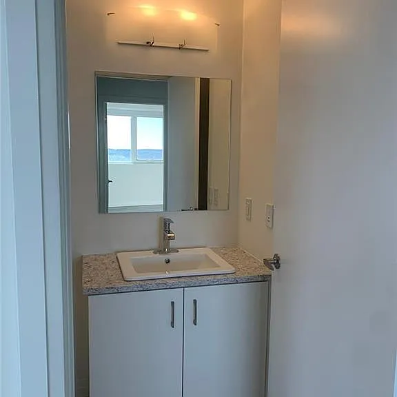 108 Garment St S #1608 — Photo 10
