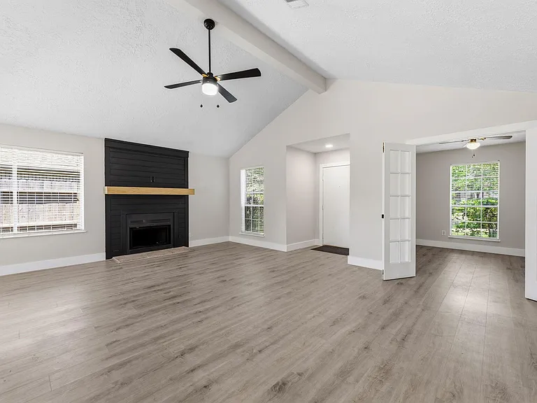 3535 Nutwood Ln — Photo 7