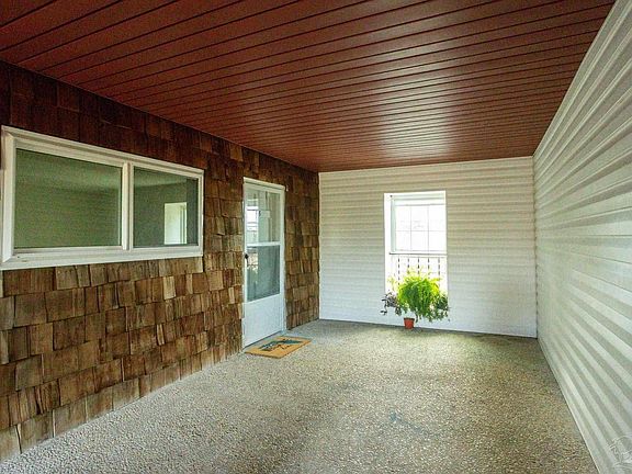 4th image of 300 Bayou Blvd APT 306
