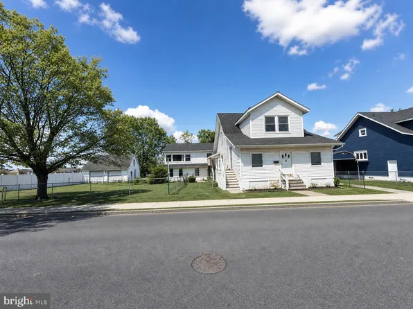 217 White Ave, Linwood, PA 19061