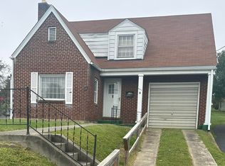 226 E Madison St, Covington, VA 24426