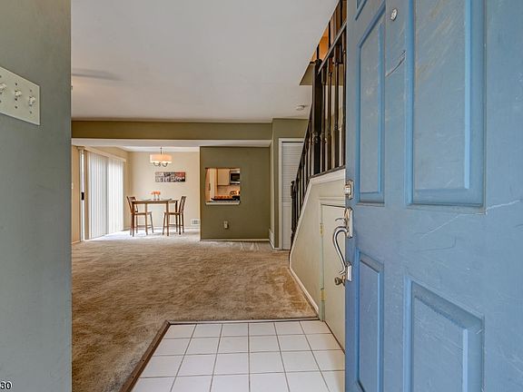 4th image of 5 Almond Dr