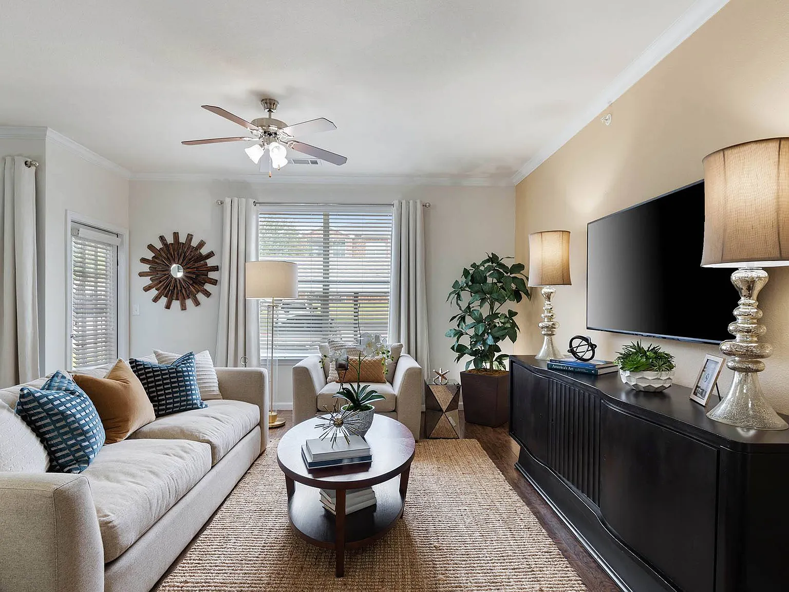 Orion McKinney Apartments — Photo 3