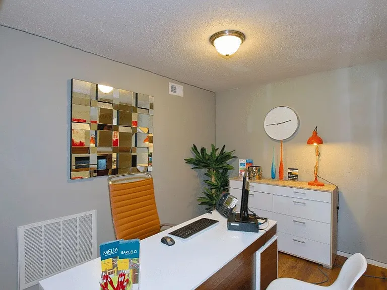 Melia Apartments — Photo 17