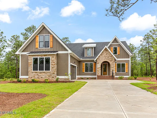 275 Carriage Park Drive, West End, NC 27376