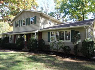 2 Mystic Dr, Mountain Top, PA 18707